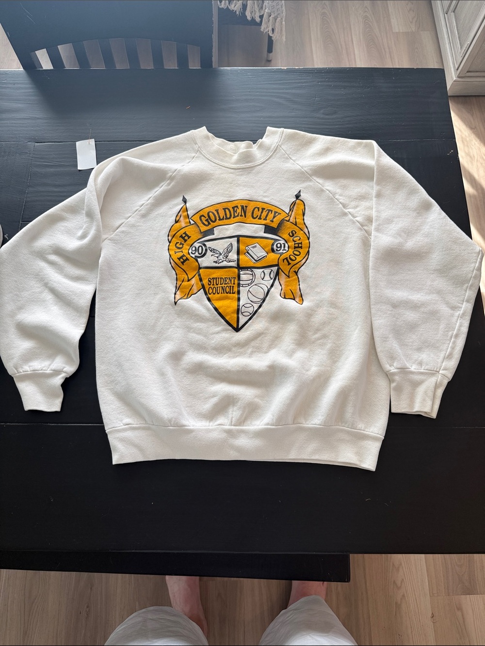Vintage 90’sGolden City High School Student Council White Crewneck Sweatshirt